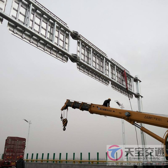 甘肃高速公路标志杆厂家 指引着人们安全行驶
